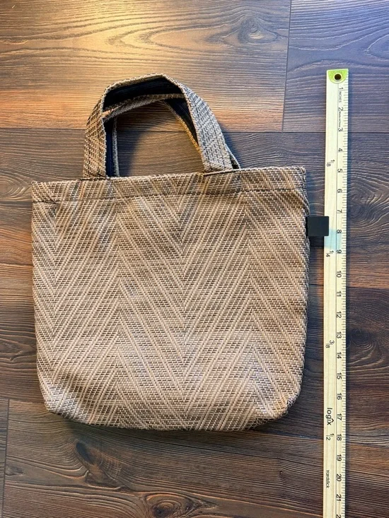 Bolon Woven Tote – Scandinavian Design Piece - Picture 4 of 8